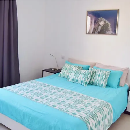 Central Apartment Ocean Breeze * Costa Teguise